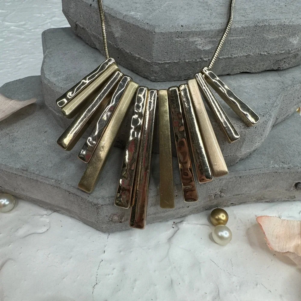 Gold Tone Geometric Bar Statement Necklace‎